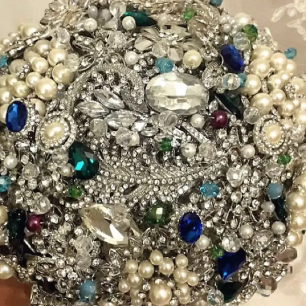Brooch pin scarf jewelry black retro wedding beautiful costume jewelry